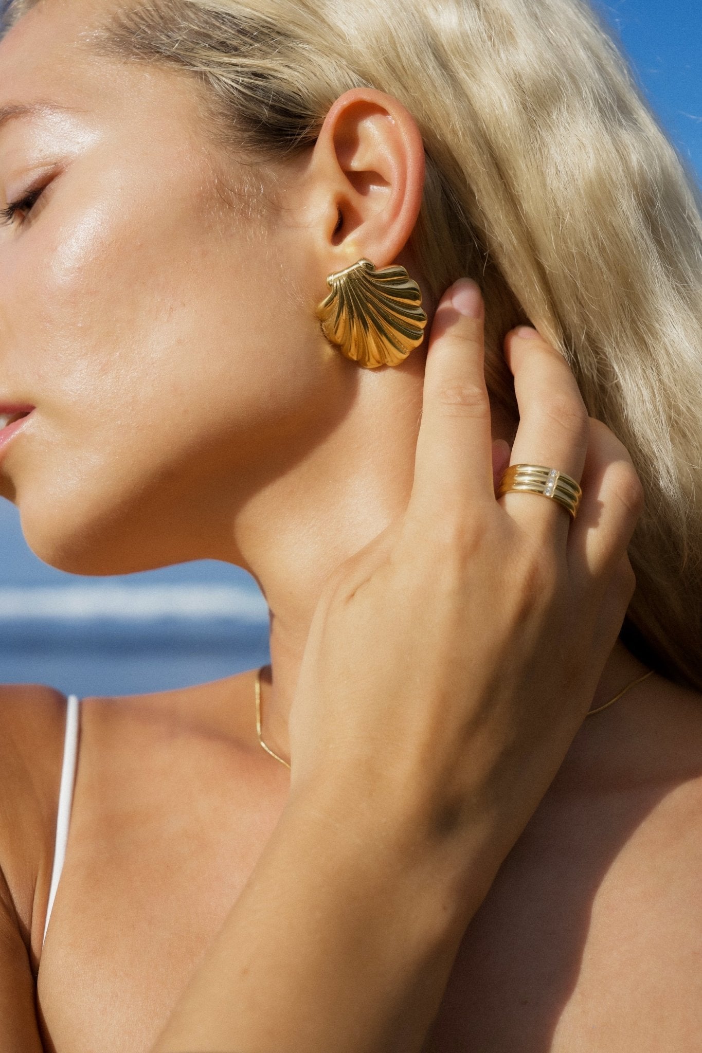 Serena Shell Earring - Live By Gold