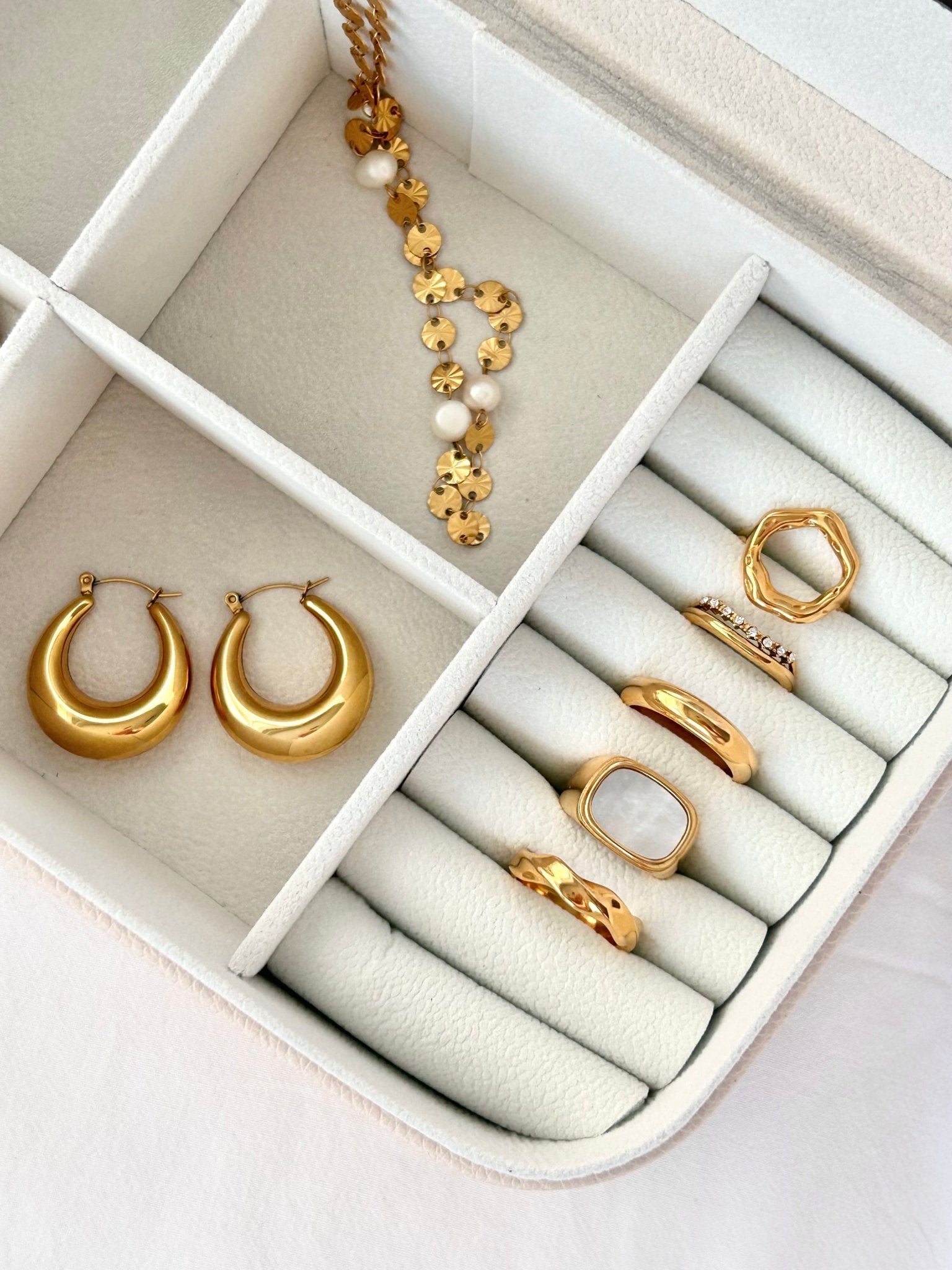 Eva Hoops - Live By Gold