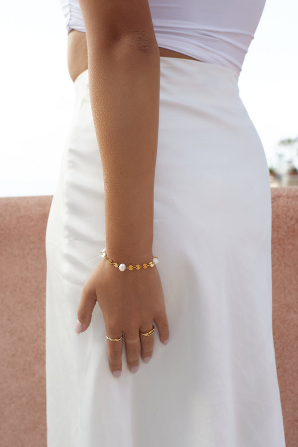 Molten Pearl bracelet - Live By Gold