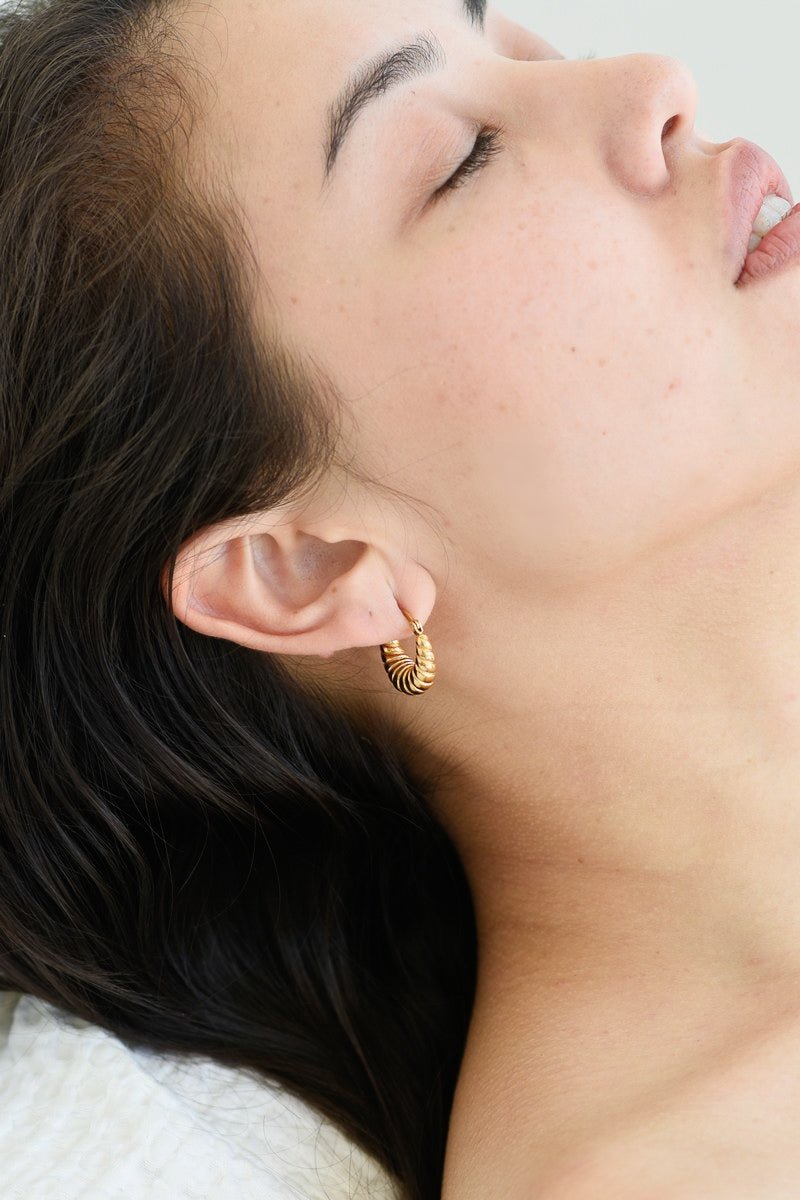 Mona Hoops Earring - Live By Gold